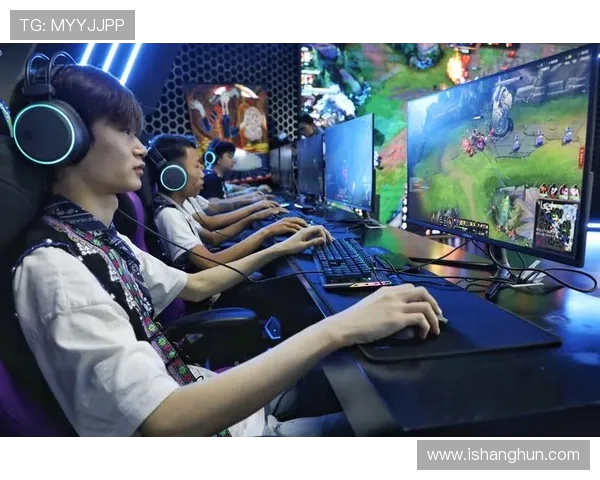 张静深度解析英雄联盟游戏策略与技巧分享，助你提升竞技水平与团队协作能力