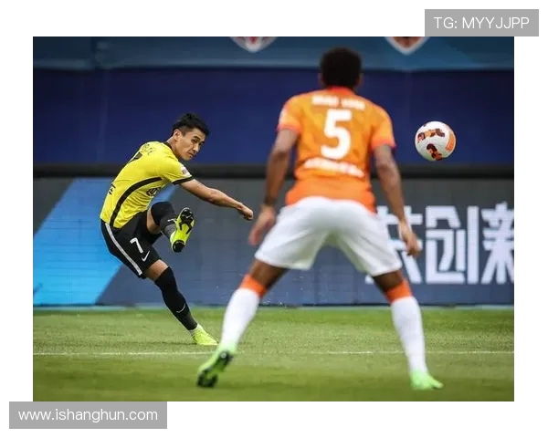 武汉足球队实力飙升创造历史新高引发广泛关注与期待