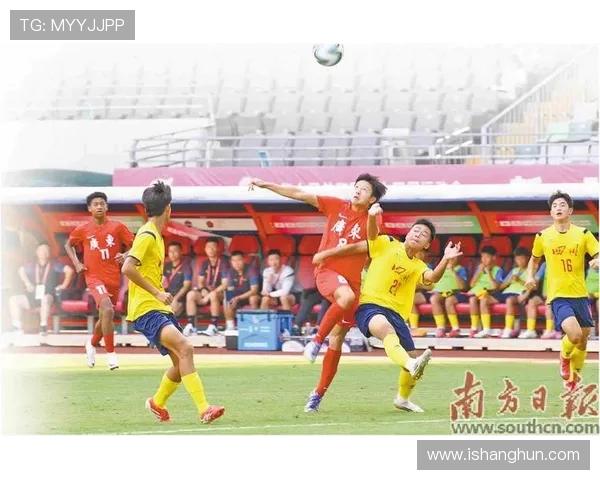 足球盛宴：深入解析上海足球队的团队合作与默契精神